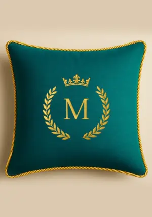 Poduszka VELVET QUEENY z monogramem - Turkus